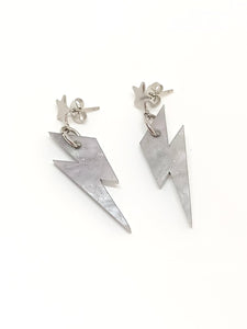 Pearly Gray Rays Earrings