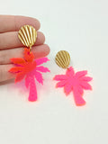 Pendientes Palmeras neón rosa