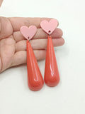 Pendientes Lágrimas coral y corazones rosas