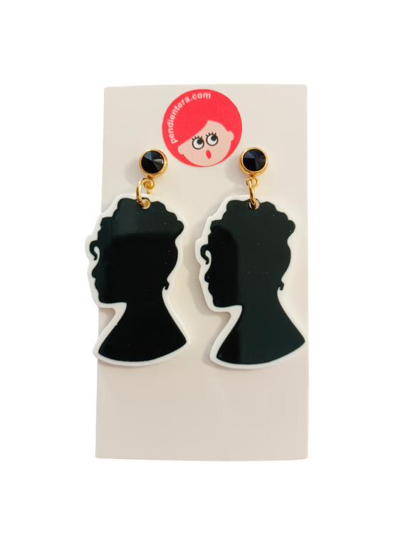 Pendientes Lady Whistledown de Los Bridgerton