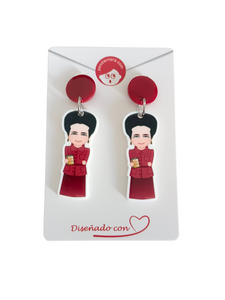 Pendientes Kokeshi Simone de Beauvoir