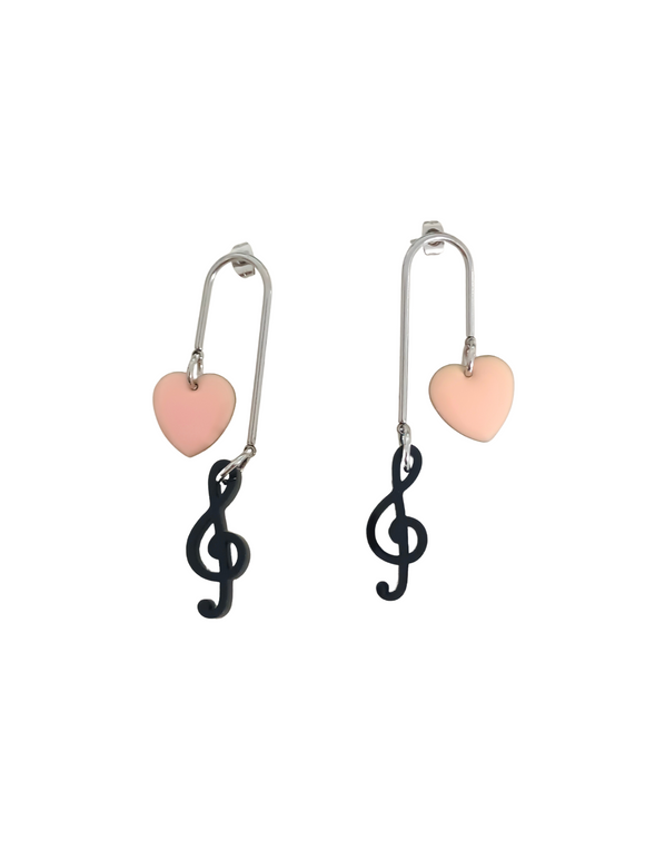 Pendientes clave de sol y corazón rosa