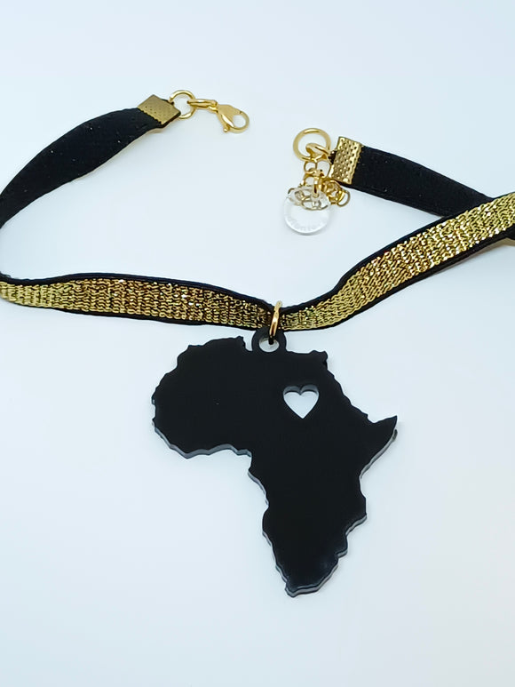 Africa II choker pendant