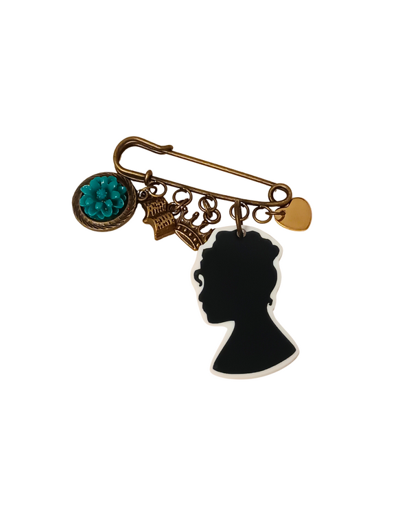 Broche imperdible Lady Whistledown de Los Bridgerton