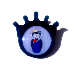 Kokeshi crown brooch Evil Queen (Snow White's stepmother)