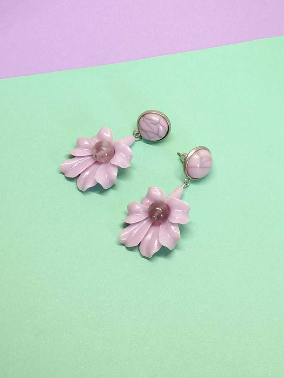 Vintage style flower earrings