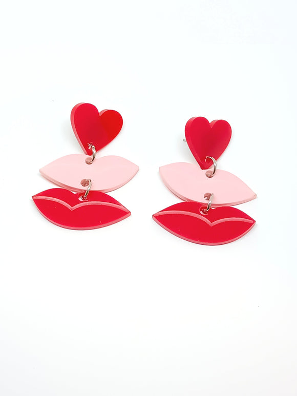 Red and pink kisses earrings 